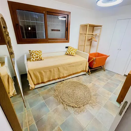 Casa De Pueblo En * Palamos