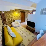 Casa De Pueblo En *